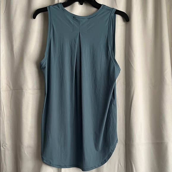SPANX Go Lightly Tank Top Active Sleeveless Peak Blue Teal Size Large - Picture 2 of 6
